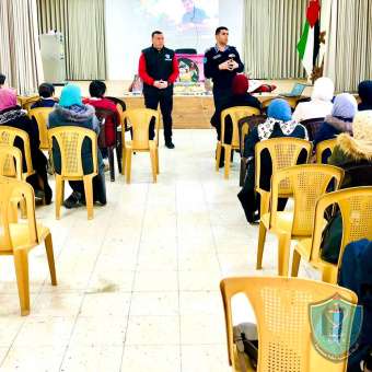الشرطة تنظم محاضرة توعوية في مدرسة بيتونيا الأساسية بمحافظة رام الله
