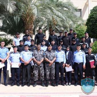الشرطة تخرج دورة البحث الجنائي التخصصي ودورة خبراء الحوادث