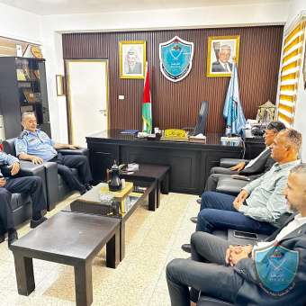الشرطة ومديرية والتعليم يعززان التعاون المشترك في أريحا