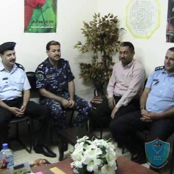 الشرطة وهيئة التوجيه السياسي والوطني يبحثان سبل تعزيز التعاون المشترك في طولكرم