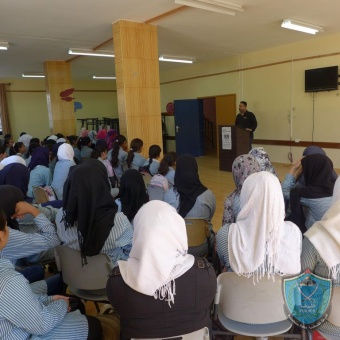 الشرطة تنظم محاضرات توعية في المدارس في جنين