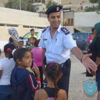 الشرطة تنظم يوماً للطفولة في أريحا