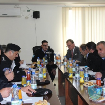 الشرطة تعقد ورشة عمل لمناقشة المفهوم الاستراتيجي للشرطة المجتمعية في رام الله