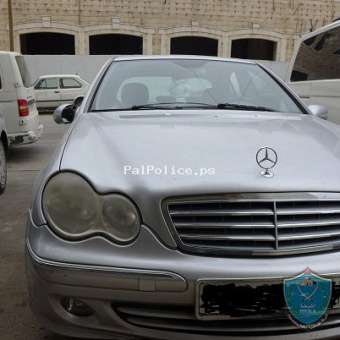 الشرطة تضبط 6 مركبات تحمل لوحات أرقام مزورة في الخليل