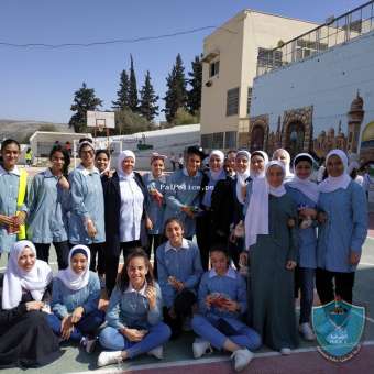 الشرطة تنظم محاضرة توعية حول الاستخدام الآمن للانترنت في نابلس