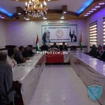 الشرطة تنظم لقاء توعوي حول السلم الأهلي لأهالي بلدة بيت فجار قضاء بيت لحم