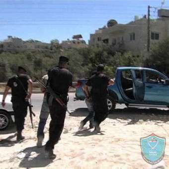 الشرطة تفض 4 مشاجرات وتقبض على 28 شخص في الخليل وأريحا