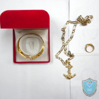 الشرطة تكشف ملابسات سرقة مصاغات ذهبية في بيت لحم