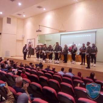 الشرطة تخرج المعسكر الشبابي "عشاق الاقصى" في اريحا