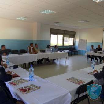الشرطة تنظم دورة لإدارة حماية الأسرة في كلية فلسطين للعلوم الشرطية