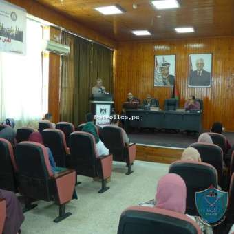 الشرطة وجمعية مكافحة المخدرات ينظمون ورشة حول المخدرات في قلقيلية
