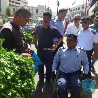 الشرطة تحقق أمنية شاب من ذوي الإعاقة بالعمل كشرطي في نابلس