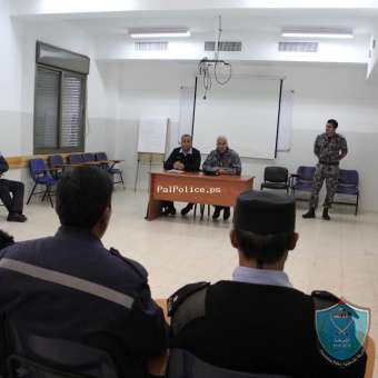 الشرطة تخرج دورة حول الاتصال و فن التعامل مع الجمهور