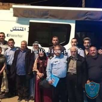 الشرطة تنظم لقاءا مفتوحا مع أهالي بلدة درستيا في محافظة سلفيت