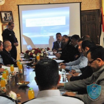 الشرطة تعقد ورشة عمل حول أهمية مدونة السلوك في طوباس