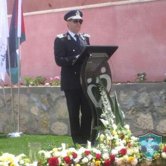 اللواء حازم عطا الله يهنئ الأم الفلسطينية في عيد الأم والشرطة تشارك في فعاليات العيد