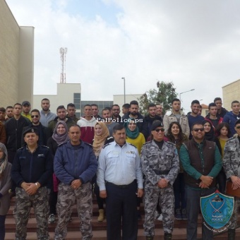 الشرطة تفتتح فعاليات مخيم التعايش الرابع لمنتدى شارك الشبابي في اريحا