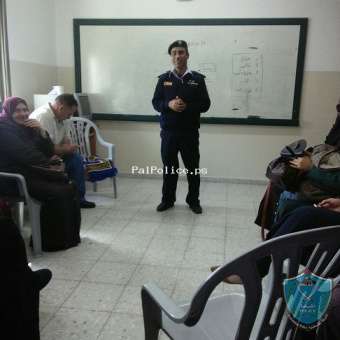 الشرطة تنظم محاضرة توعية في جمعية صبايا عناتا بضواحي القدس