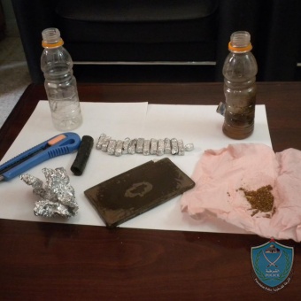 الشرطة تلقي القبض على شخص وتضبط بحوزته مخدرات في بيت لحم