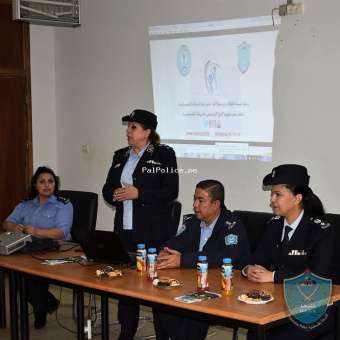 الشرطة تنظم ورشة عمل حول الاتصال والتواصل بنابلس