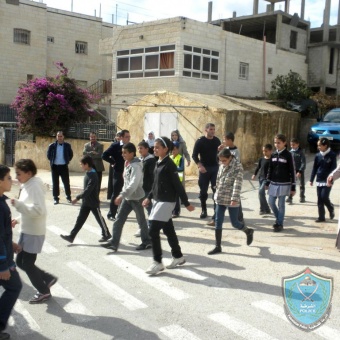 الشرطة تنظم محاضرات السلامة المرورية في مدرسة بنات ابو ديس الثانوية