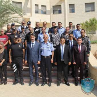 الشرطة تفتتح دورتين بالتعاون مع الشرطة التركية في أريحا