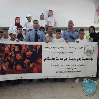 شرطة بيت لحم تنظم يوم شرطيا لأكثر من 70 طفل بالمخيم الصيفي التابع لجمعية الرحمة للايتام