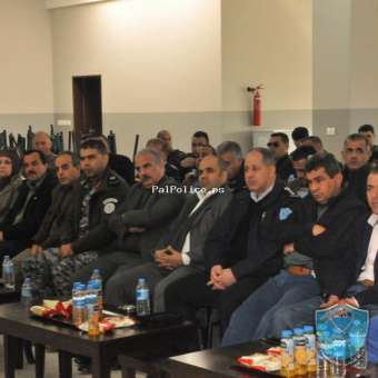 لجنة العلاقات العامة والأعلام في الأجهزه الامنية والمحافظة يفتتحون مخيم التعايش الاول لعدد من طلبة الجامعات بطوباس