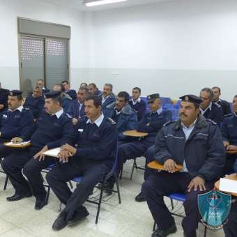 افتتاح دورة متخصصة في  عمليات الشرطة في أريحا