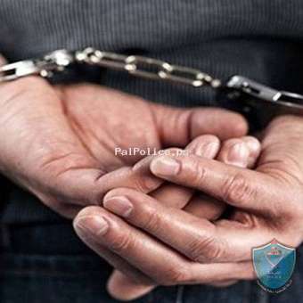 الشرطة تقبض على 11 شخص صادر بحقهم 30 مذكرة قضائية في محافظة سلفيت