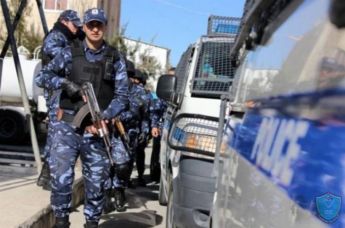 الشرطة تضبط سلاح ناري برام الله 