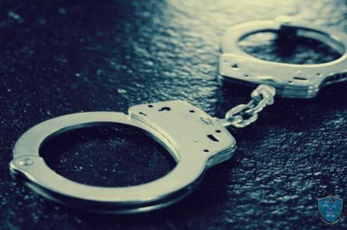 الشرطة تضبط مواد يشتبه بأنها مخدرة وتكشف عدداً من قضايا السرقة في طوباس