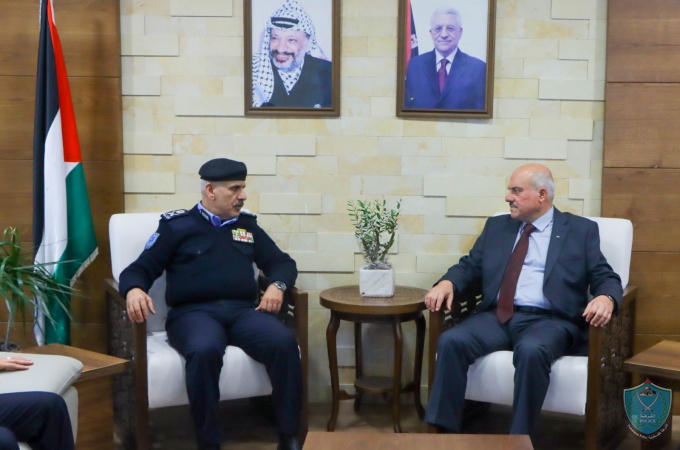 اللواء يوسف الحلو يلتقي بمعالي وزير الحكم المحلي الدكتور المهندس سامي حجاوي في رام الله