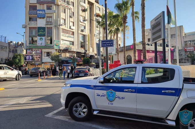 الشرطة تقبض على مشتبه بهم بالسرقة وإطلاق النار والتشهير في أريحا