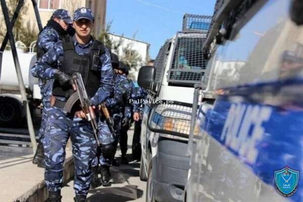 الشرطة تضبط 14 مركبة غير قانونية وتقبض على 10 مطلوبين للعدالة في جنين