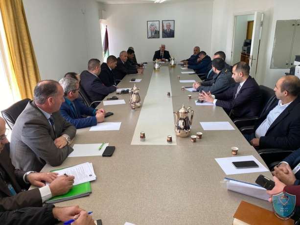 برئاسة عطوفة المحافظ الشرطة والأجهزة الأمنية يلتقون مدراء البنوك في بيت لحم