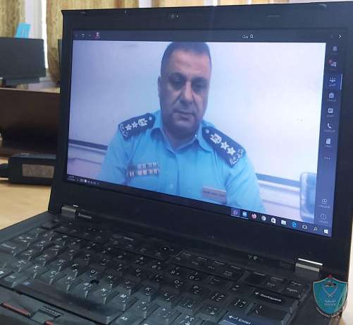 الشرطة تعقد لقاء عبر تطبيق الزووم حول الجرائم الالكترونية في طوباس