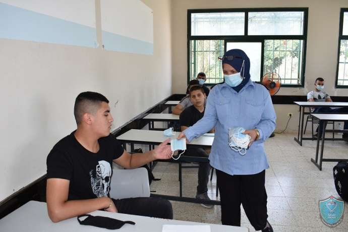الشرطة تنظم نشاط توعية لعدد من المدارس في قلقيلية