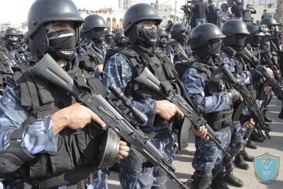 الشرطة تقبض على مطلوبين للعدالة وتحرر مخالفات سلامة عامة في جنين 