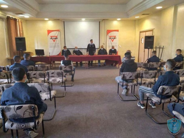 الشرطة وجمعية الشبان المسيحية يطلقان مشروعا للتوعية في أريحا