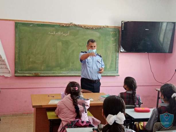 الشرطة تواصل الأنشطة التوعوية والتثقيفية في قلقيلية