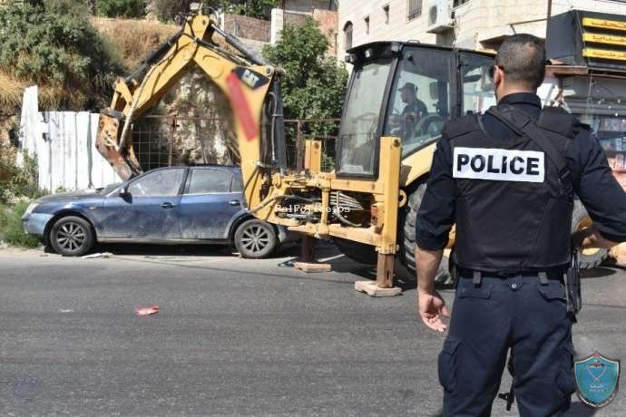 الشرطة والأجهزة الأمنية تتلف 73 مركبة غير قانونية وتقبض على مطلوبين للعدالة برام الله 