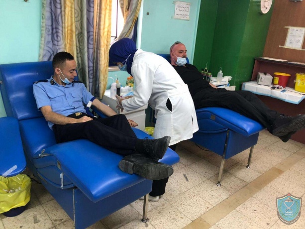 الشرطة تتبرع بالدم بمناسبة اليوم العالمي للمتبرع في رام الله