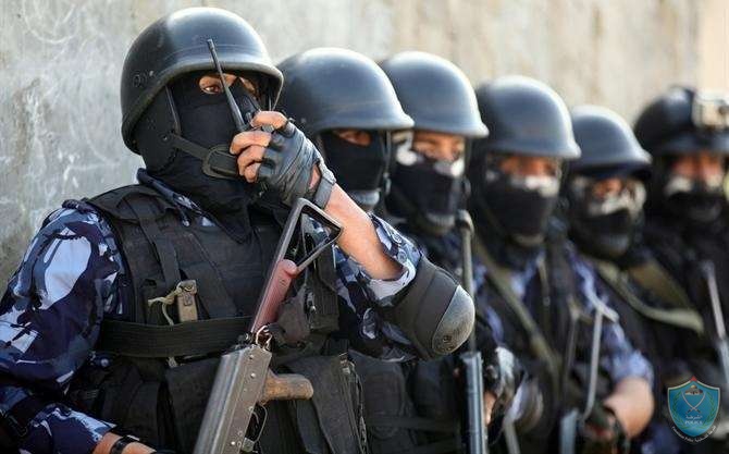 الشرطة تقبض على شخص محكوم غيابيا بالسجن 10 سنوات بتهمة تجارة المخدرات في ضواحي القدس