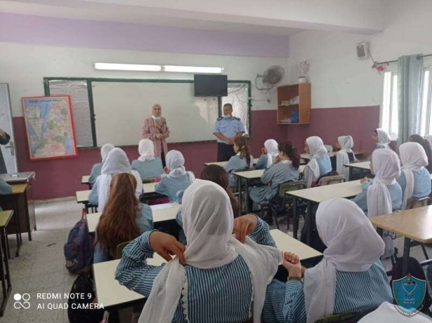 الشرطة تطلق المرحلة الأولى من برنامج المحاضرات الشرطية لطلبة المدارس في قلقيلية