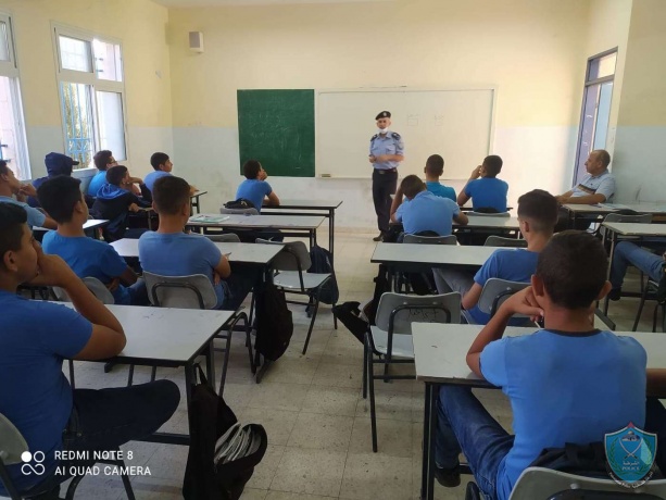 الشرطة تنظم محاضرات توعوية بمدرسة للذكور في بيت لحم