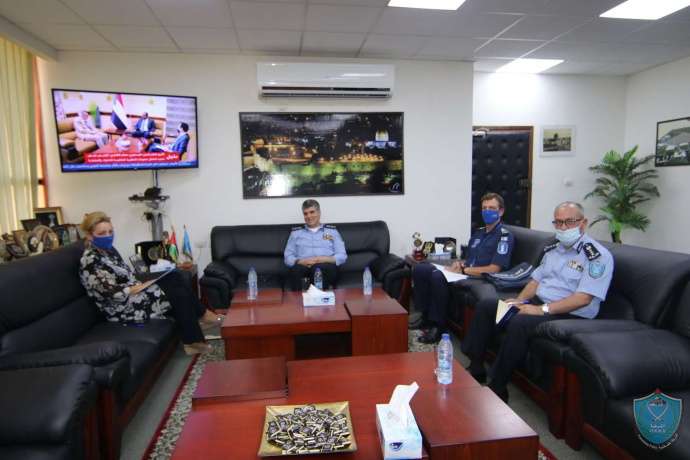 اللواء حازم عطا الله مدير عام الشرطة يبحث سبل التعاون مع رئيسة بعثة الشرطة الأوروبية في مكتبه برام الله .
