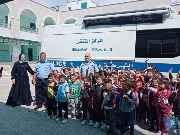 الشرطة تنظم يوم للتوعية الأمنية في مدارس و رياض الأطفال في بلدة جيت بقلقيلية 