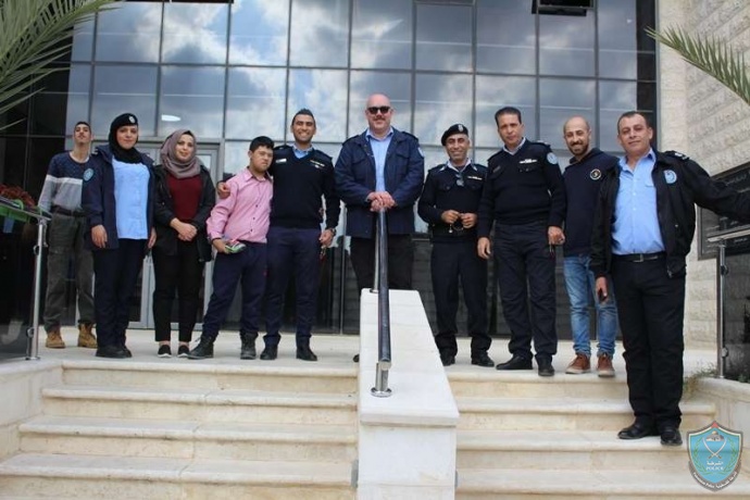 الشرطة تنظم يوماً ترفيهياً وتوزع الهدايا بمناسبة اليوم العالمي لذوي الإعاقة في رام الله