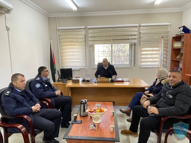 الشرطة تلتقي رؤساء المجالس المحلية الجدد لبحث سبل التعاون في ضواحي القدس